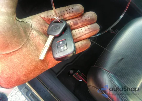 2018 Toyota Tacoma Limited from USA, damaged, VIN 3TMGZ5AN7JM136068